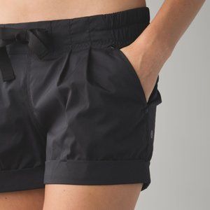 Lululemon Spring Break Away Shorts